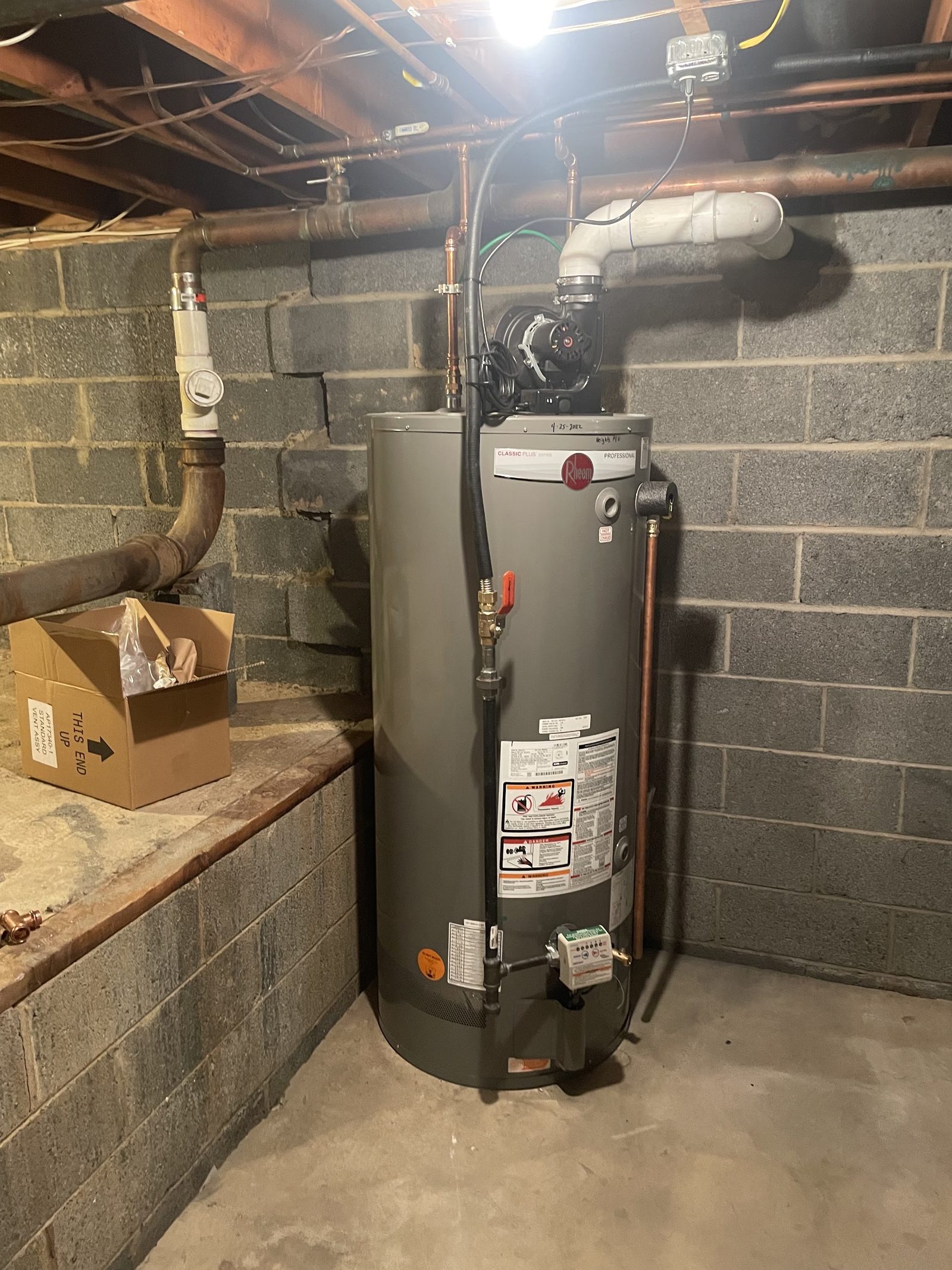 Replacement gas water heater installed in a New Jersey basement